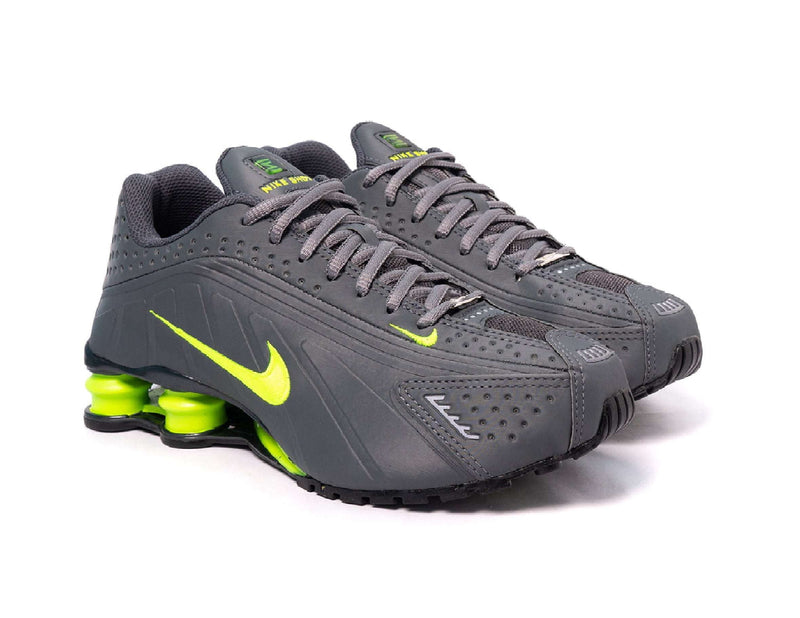 Tenis Nike Shox R4 Grafite Verde - Pechinchas Daweb